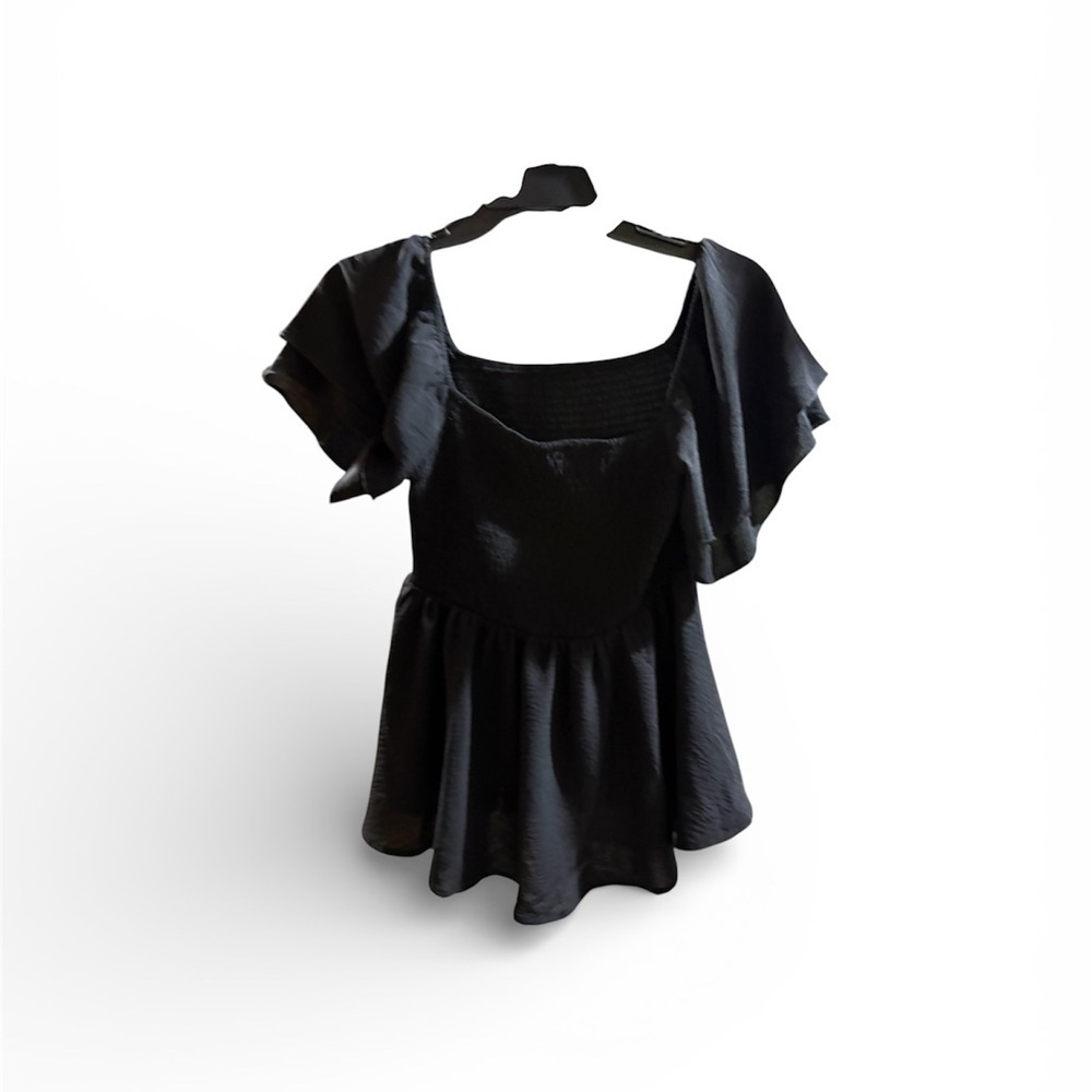 Chic Black Ruffle Sleeve Blouse - Picture 5 of 5